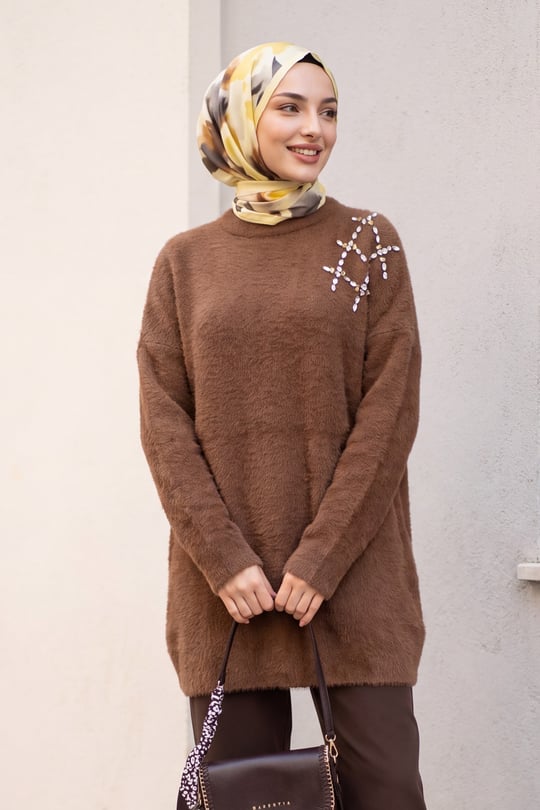 Omuzu Taş Detaylı Yumoş Triko Tunik -Kahverengi