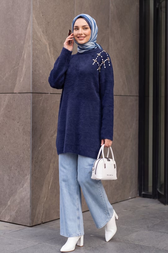 Omuzu Taş Detaylı Yumoş Triko Tunik -Lacivert