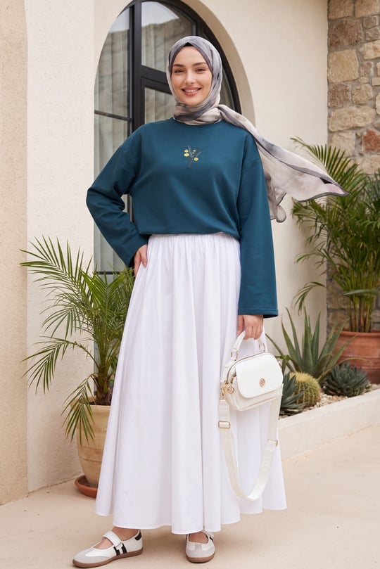 Womens Front Floral Embroidered Round-Neck Relaxed Jersey Blouse -Teal