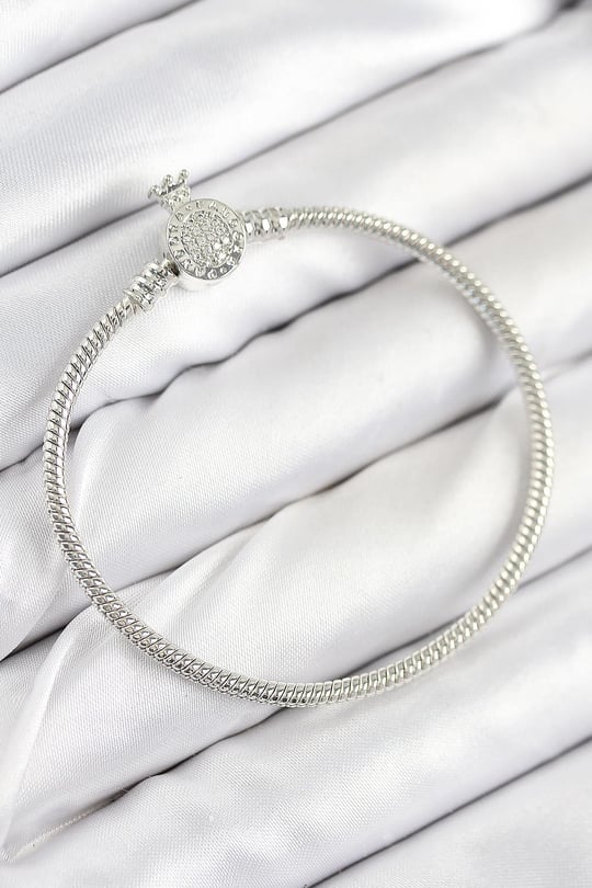 Pirinç Charm Zirkon Taşlı Taç Model Gümüş Renk Kadın Bileklik