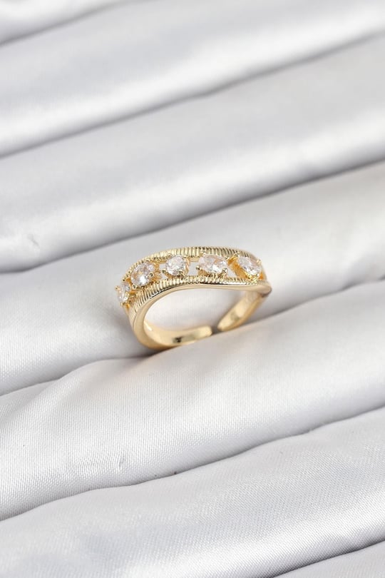 Pirinç Gold Renk Zirkon Taşlı Kadın Yüzük