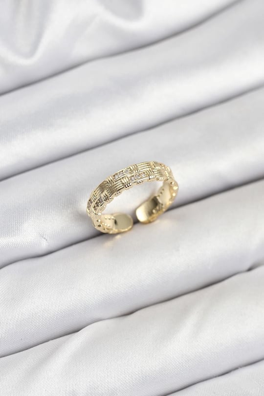 Pirinç Gold Renk Zirkon Taşlı Sırım Kadın Yüzük