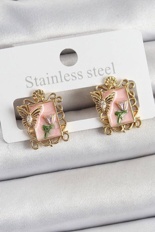 Pirinç Pembe Mineli Sanatsal Portre Model Gold Renk Kadın Küpe
