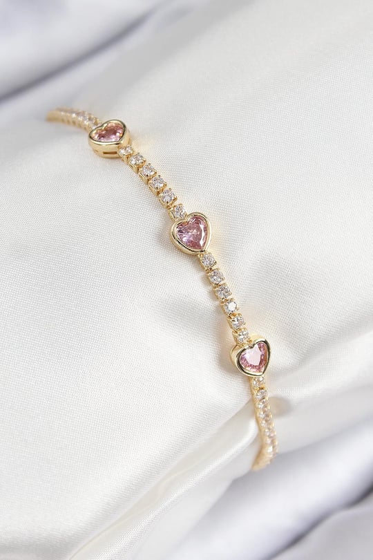 Pirinç Zirkon Taşlı Pembe Kalp Model Gold Renk Kadın Bileklik