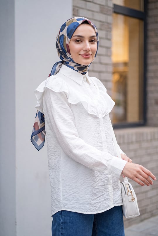 Robadan Fırfırlı Düğmeli Rayon Tunik -Beyaz