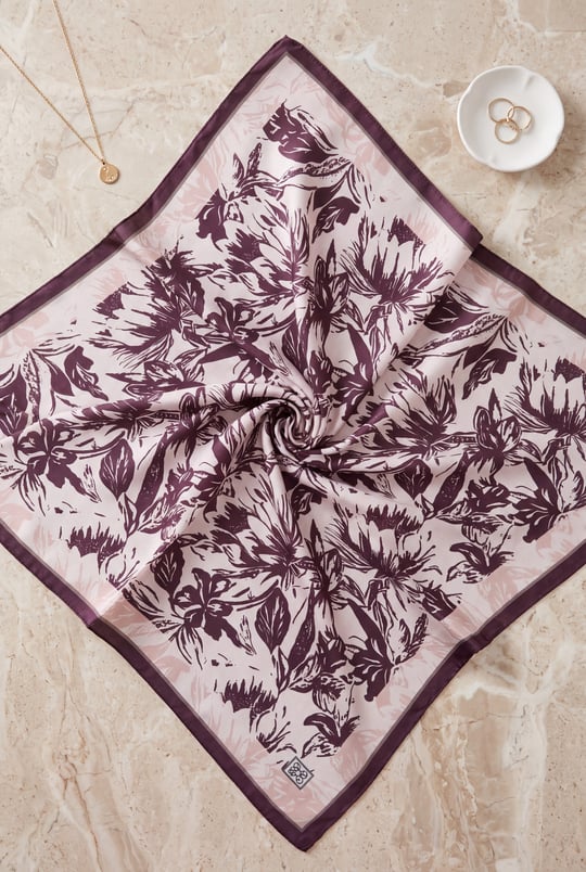 Sakura Çiçeği Desenli Soft Eşarp -Mürdüm