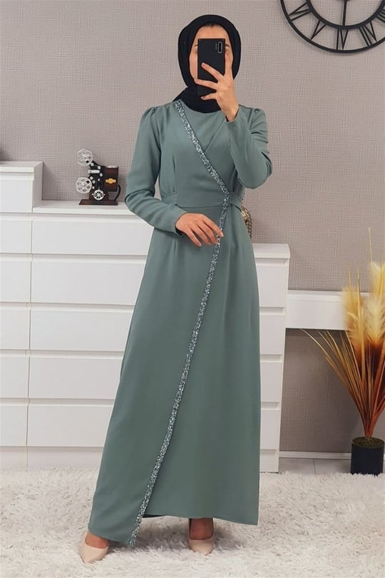 Taş Detaylı Belden Bağlamalı Elbise -Yeşil