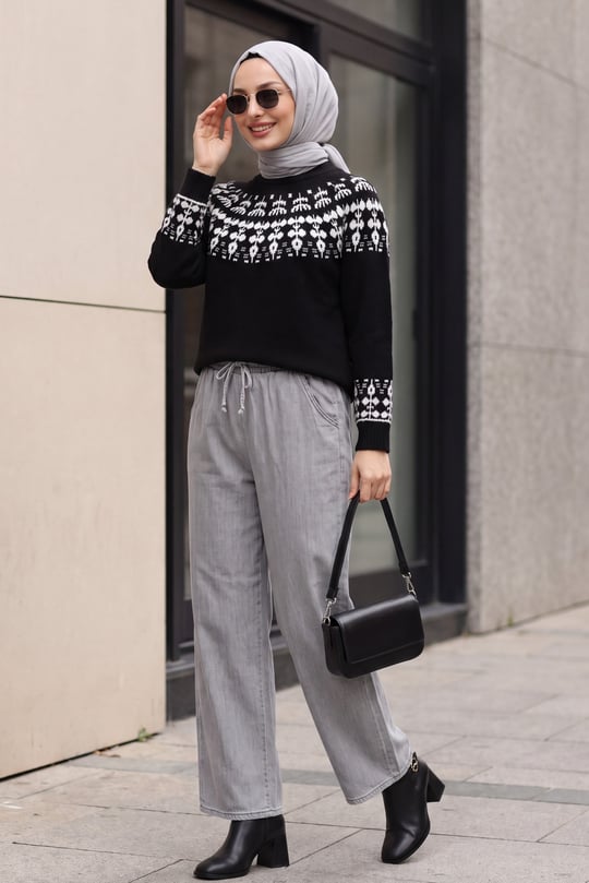 Womens Mock-Neck Patterned Knit Sweater - Black