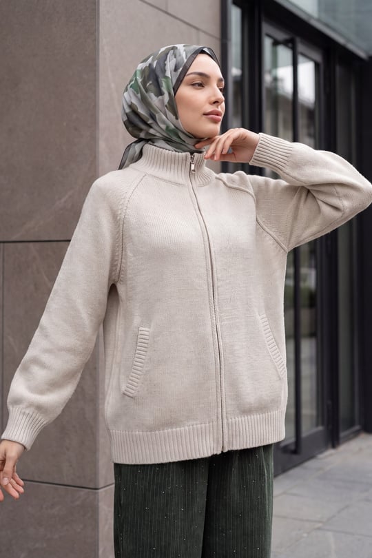 Womens Mock-Neck Zip-Up Seam Detail Knit Cardigan - Cream