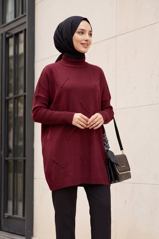 Yarım Boğazlı Sıralı İncili Salaş Triko Tunik -Bordo