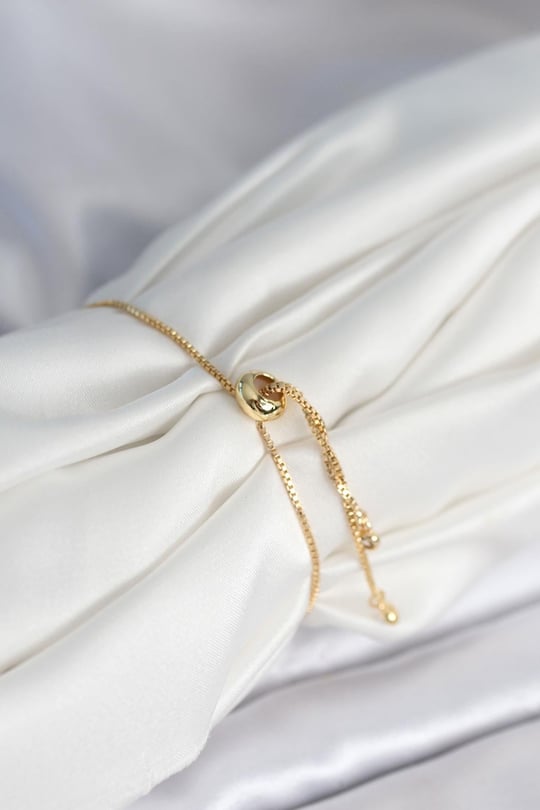 Yıldız Model Asansörlü Gold Renk Kadın Bileklik