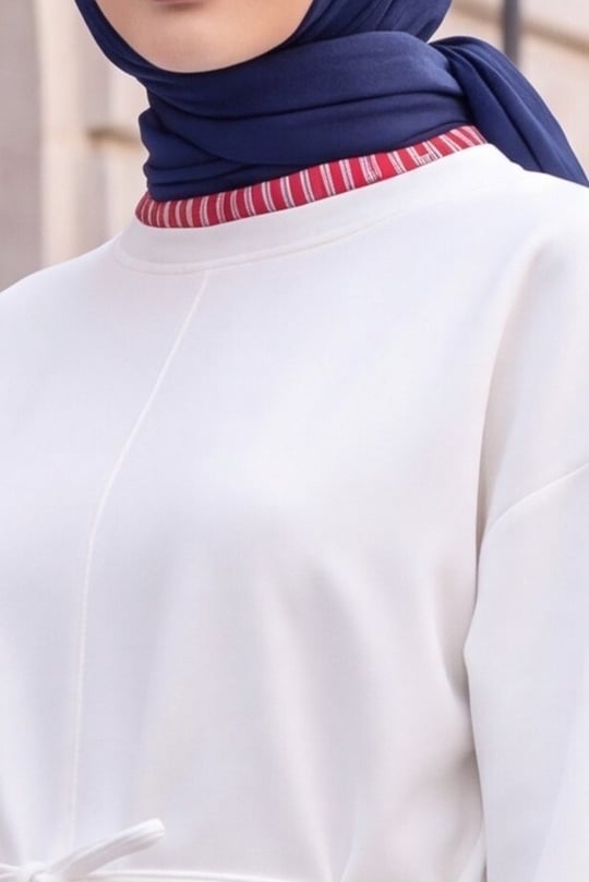 Yırtmaçlı Bisiklet Yaka Beli Bağlamalı Penye Sweat -Beyaz
