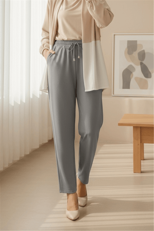 Beli Bağcıklı Dar Paça Pantolon    -Füme
