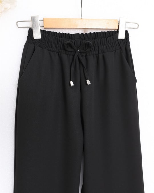 Beli Bağcıklı Dar Paça Pantolon -Siyah