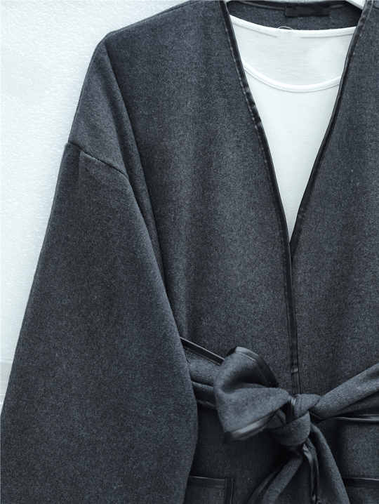 Biye Detaylı Çift Cepli Kuşaklı Kaşe Kimono -Füme