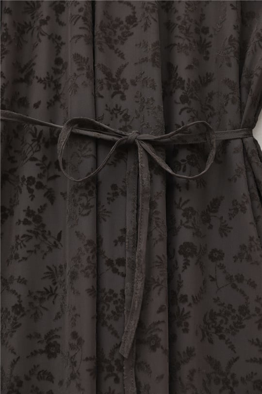 Dik Yaka Beli Bağcıklı Kolu Lastikli Astarlı Flog Baskılı Elbise -K. Kahve