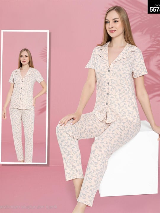 Düğmeli Çiçekli V Yaka Pamuklu Kısa Kollu Pijama Takımı -Yavruağzı-Pijama-416-55747-R77