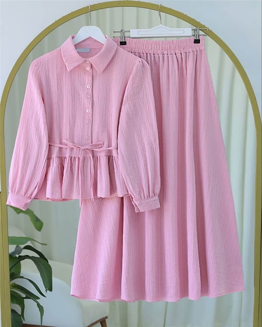 Eteği Fırfırlı Düğmeli Beli Bağcıklı Etekli Takım -Pembe