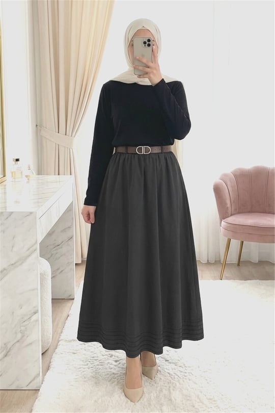 Etek Ucu Dikiş Detaylı Beli Lastikli Astarlı İthal Soft Gabardin Etek -Siyah