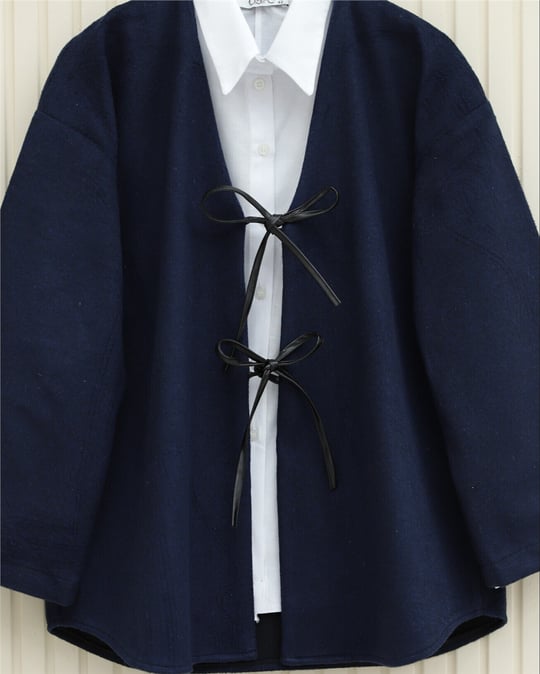 Önü Bağcıklı Oval Kesim Kaşe Kimono  -Laci