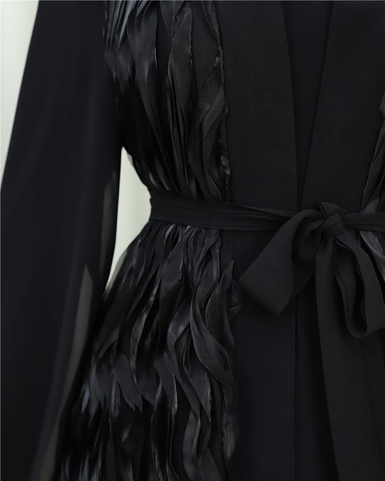 Önü Tül Detaylı Kemerli Eteği Katlı İkili Abaya Takım -Siyah