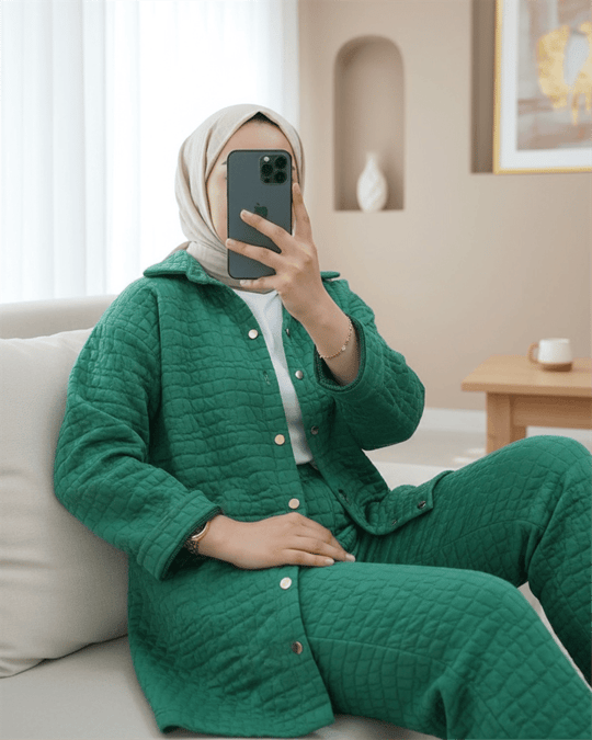 Yakalı Boydan Düğmeli Kapitone Takım -Yeşil