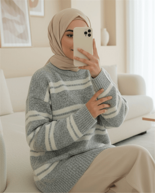Yuvarlak Yaka Çizgili Yumoş Triko Kazak -Gri