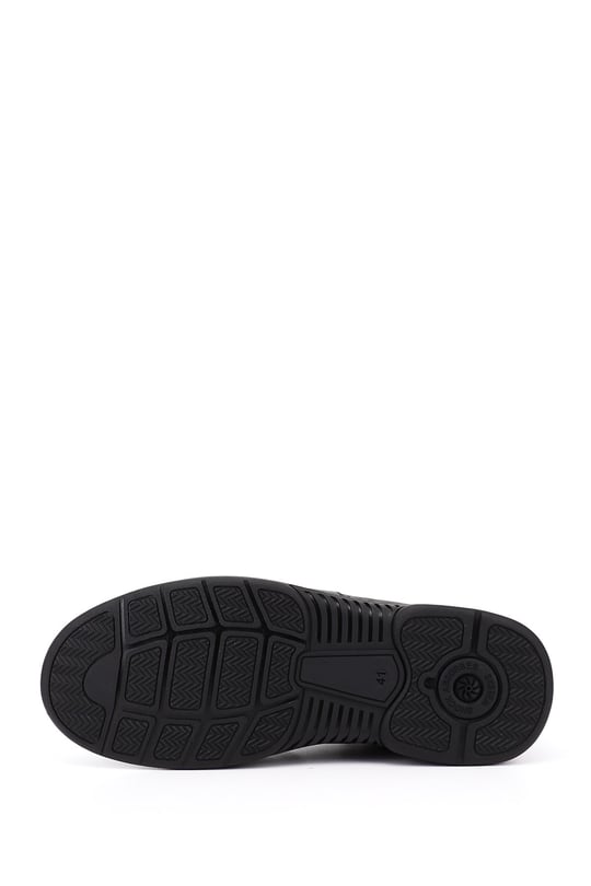 Mens Black Lace-Up Rubber Sole Genuine Leather Sneaker