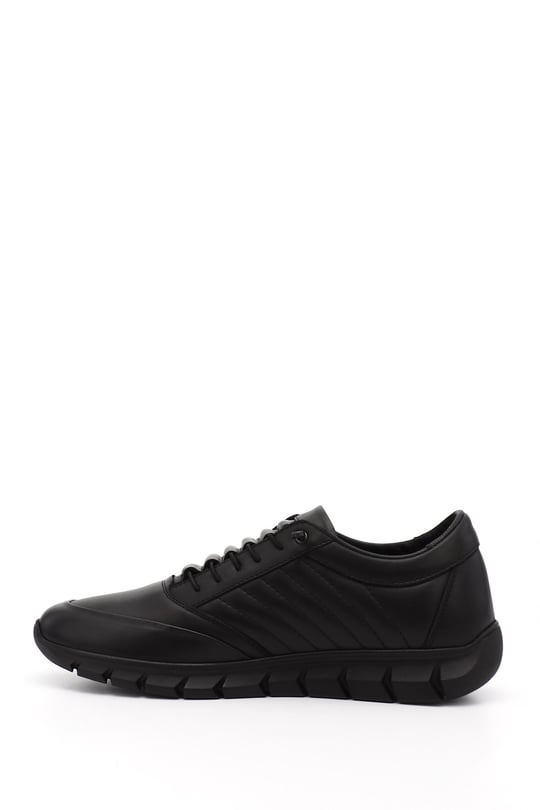 Mens Black Lace-Up Rubber Sole Genuine Leather Sneaker
