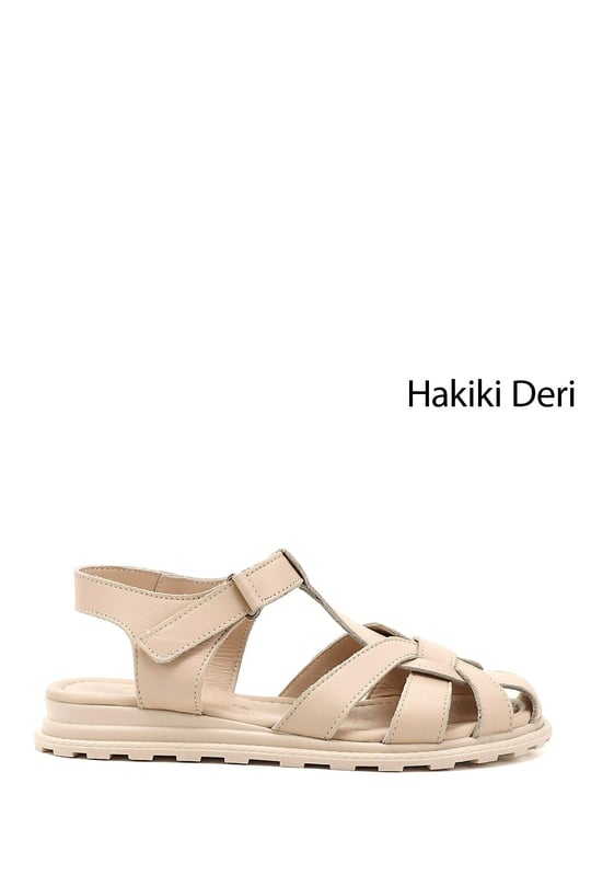 Kadın Bej Antik Cırt Bantlı Burnu Kapalı Hakiki Deri Sandalet