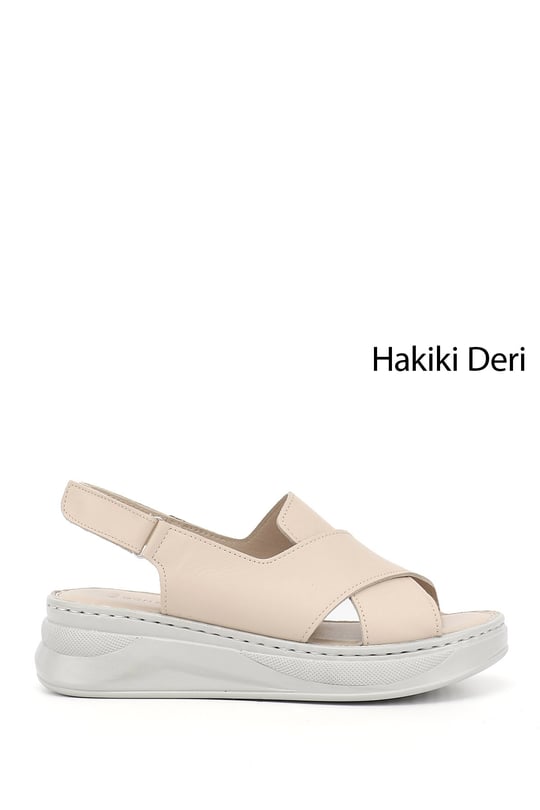 Kadın Bej Cırt Bantlı Dolgu Topuk Hakiki Deri Comfort Sandalet