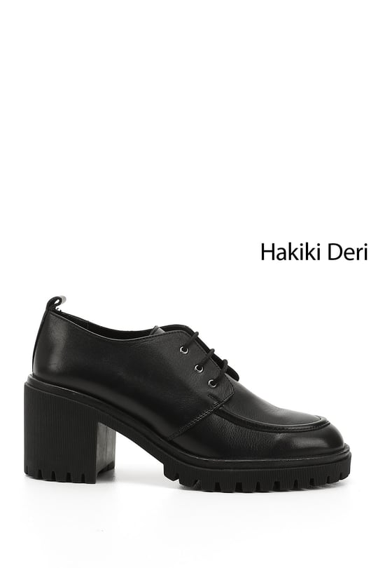 Kadın Siyah Bağcıklı Orta Kalın Topuklu Hakiki Deri Ayakkabı