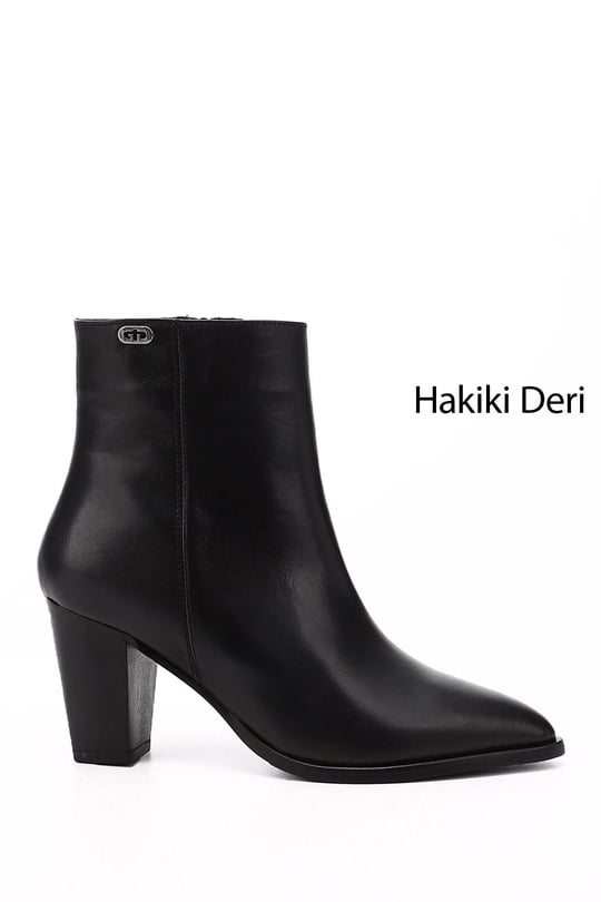 Kadın Siyah Fermuarlı Sivri Burun Hakiki Deri Bot