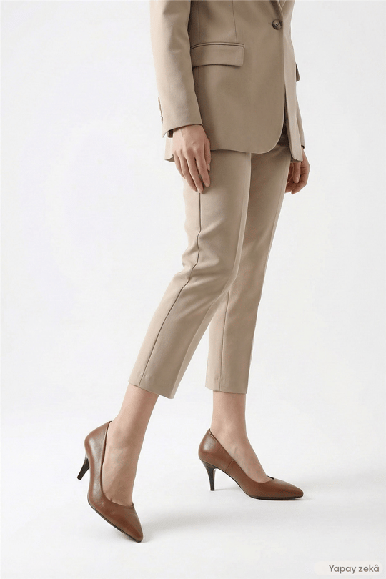 Womens Tan Antique Pointed Toe Medium Thin Heel Stiletto