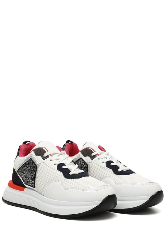 Beyaza Siyah Gön Bağcıklı Spor Kadın Sneaker 34655