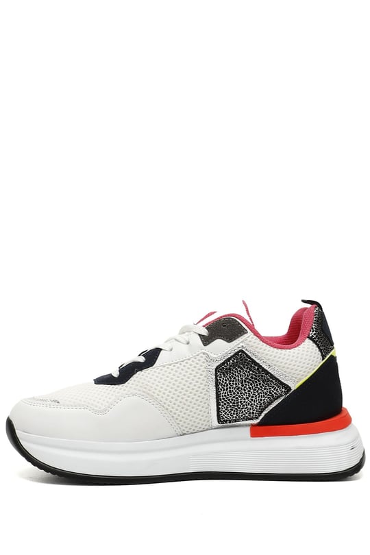 Beyaza Siyah Gön Bağcıklı Spor Kadın Sneaker 34655