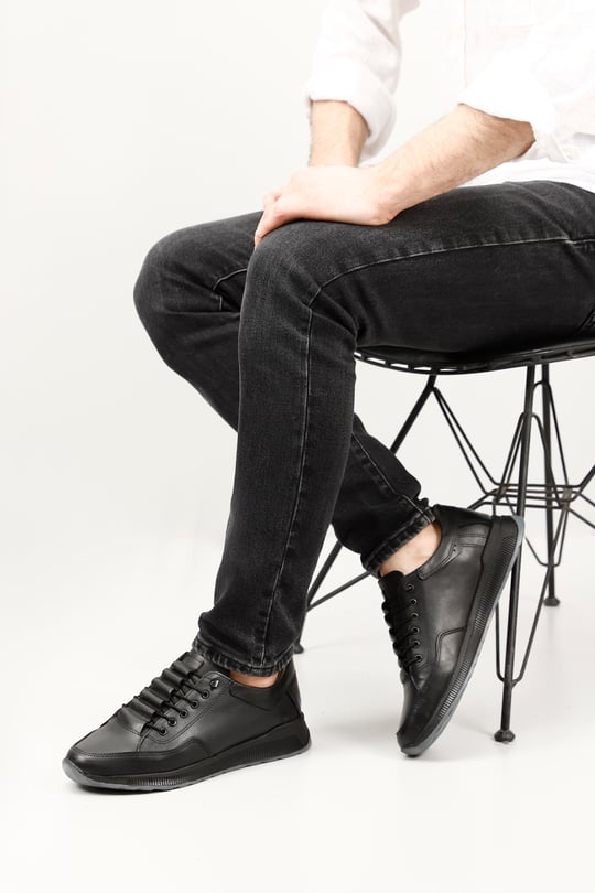 Erkek Siyah Bağcıklı Hakiki Deri Comfort Sneaker