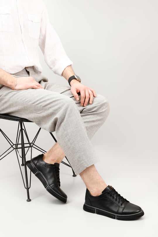 Erkek Siyah Bağcıklı Hakiki Deri Comfort Sneaker