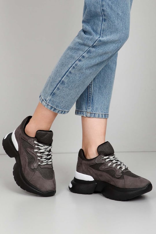 Gön Dolgu Taban Bağcıklı Spor Kadın Sneaker 37116