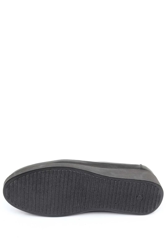 Gon Genuine Leather Women's Casual Shoes  M0106