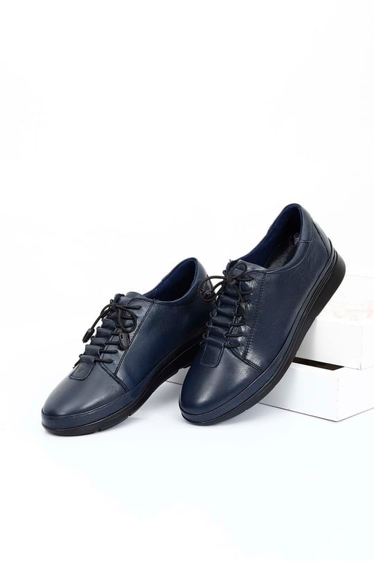 Gön Hakiki Deri Yuvarlak Burun Bağcıklı Kadın Günlük Sneaker 77051