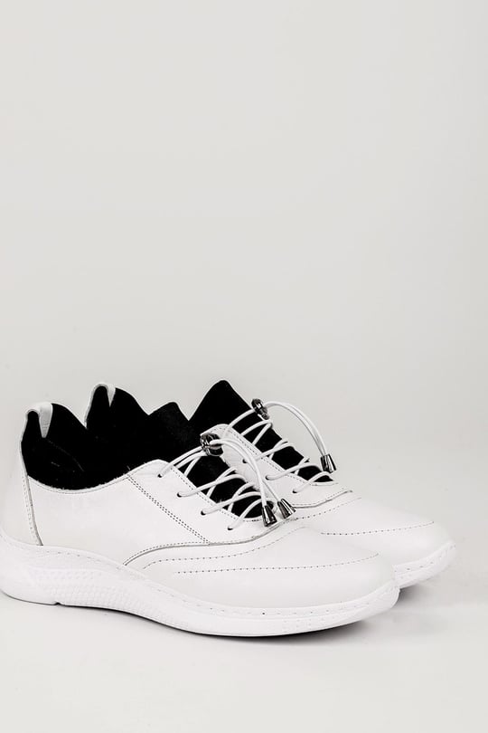 Gön Hakiki Deri Yuvarlak Burun Dolgu Taban Bağcıklı  Kadın Sneaker 42610
