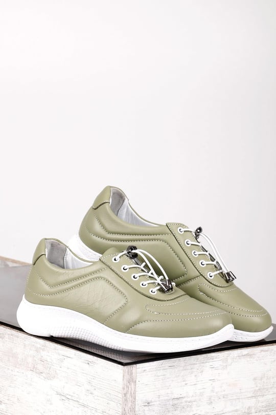 Gön Hakiki Deri Yuvarlak Burun Dolgu Taban Bağcıklı  Kadın Sneaker 42320