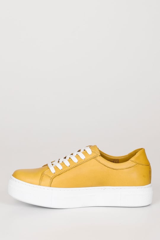Gon Genuine Leather Round Toe Padding Sole Lace-up Women's Sneaker 24240