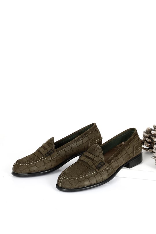 Gön Hakiki Deri Yuvarlak Burun Kısa Topuklu Loafer Kadın Günlük Ayakkabı 24138