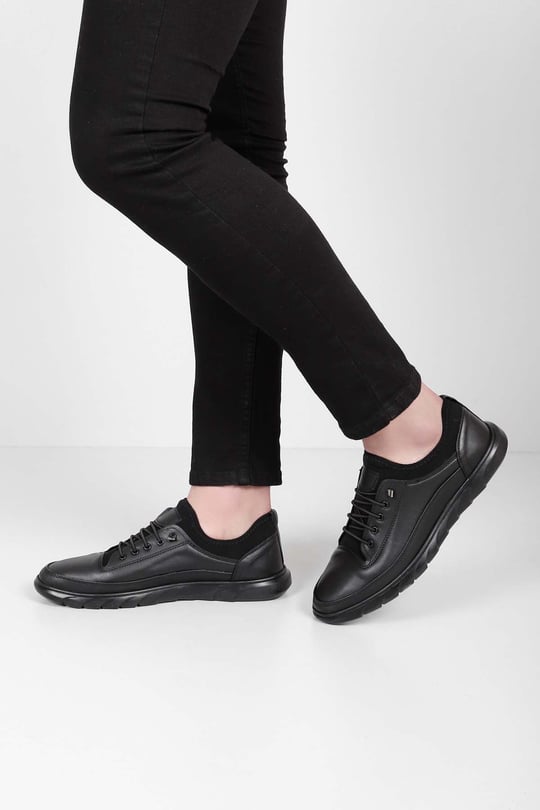 Gön Hakiki Deri Yuvarlak Burun Lastikli Bağcıklı Günlük Erkek Sneaker 00117