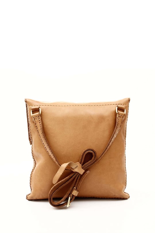 Gon Women's Messenger Bags  GNHANDMD20001 Q2001