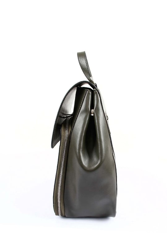 Gon Women's Backpack  B5213