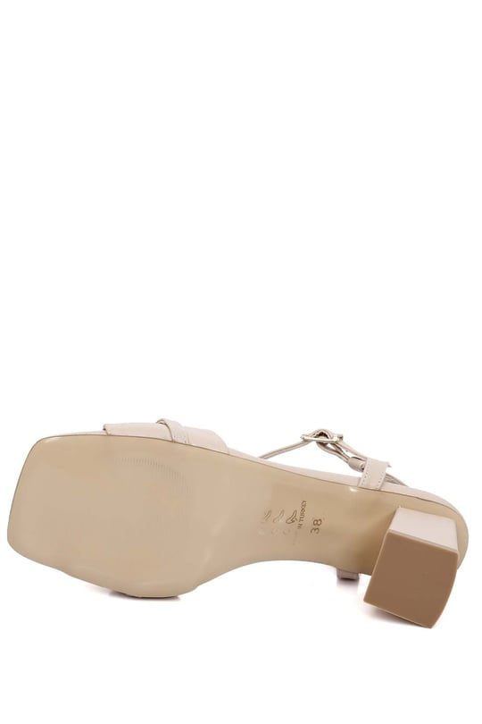 GÖNDERİ(R) Thick Heeled Buckled Women's Sandals  38085