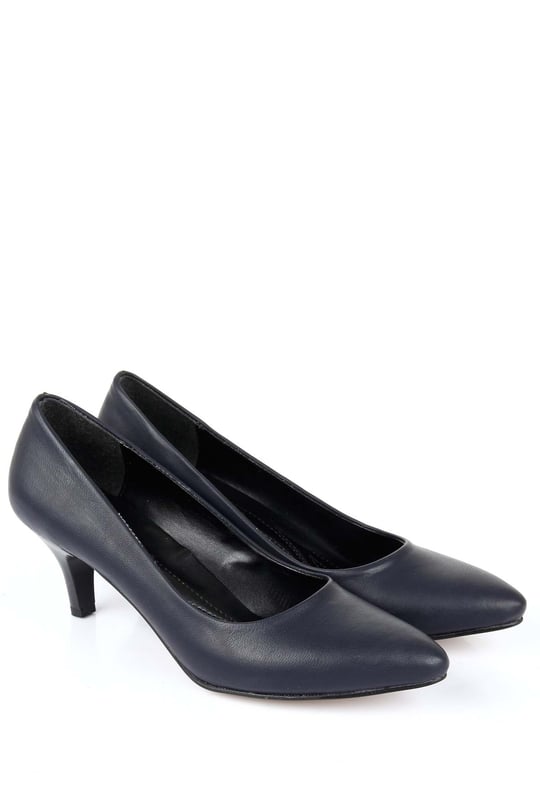 Gön Sivri Burun Orta İnce Topuklu Stiletto Kadın Ayakkabı 37140